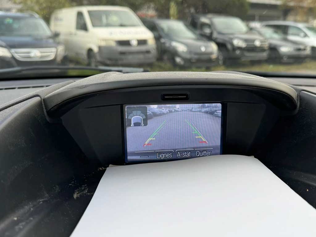 FORD Kuga 4x4 diesel 2013 SUV boîte manuelle noir vendre voiture camera