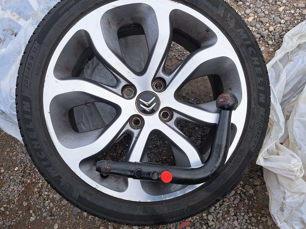 CITROËN C3 1.6i Exclusive automatique 2010 roues vendre ma voiture