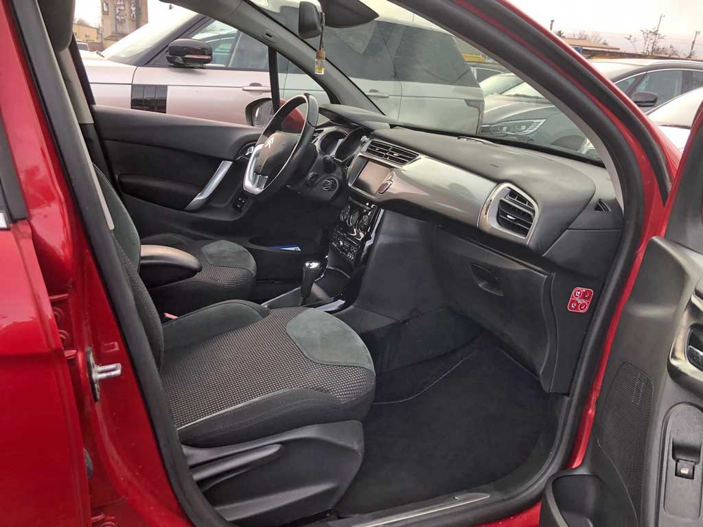 CITROËN C3 1.6i Exclusive automatique 2010 intérieur cockpit vendre ma voiture